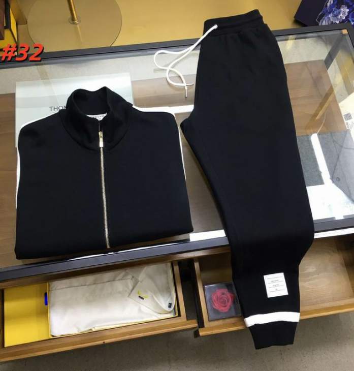 Picture of Thom Browne Sweater Suits _SKUThomBrowneM-3XL12yr1642583